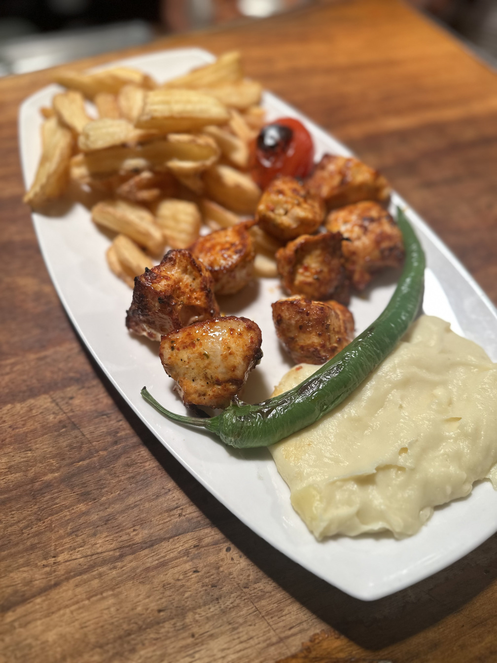 Tavuk sis (Brochette De Poulet Mariné Aux épices)