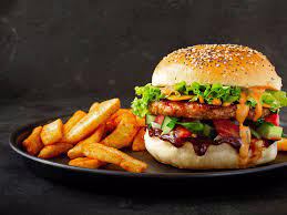 Cheese burger(120 gr) + Patates