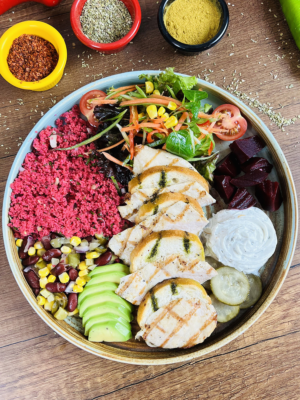 Izgara Tavuklu Bowl