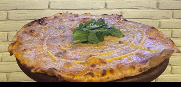 Dört Peynirli Pizza 