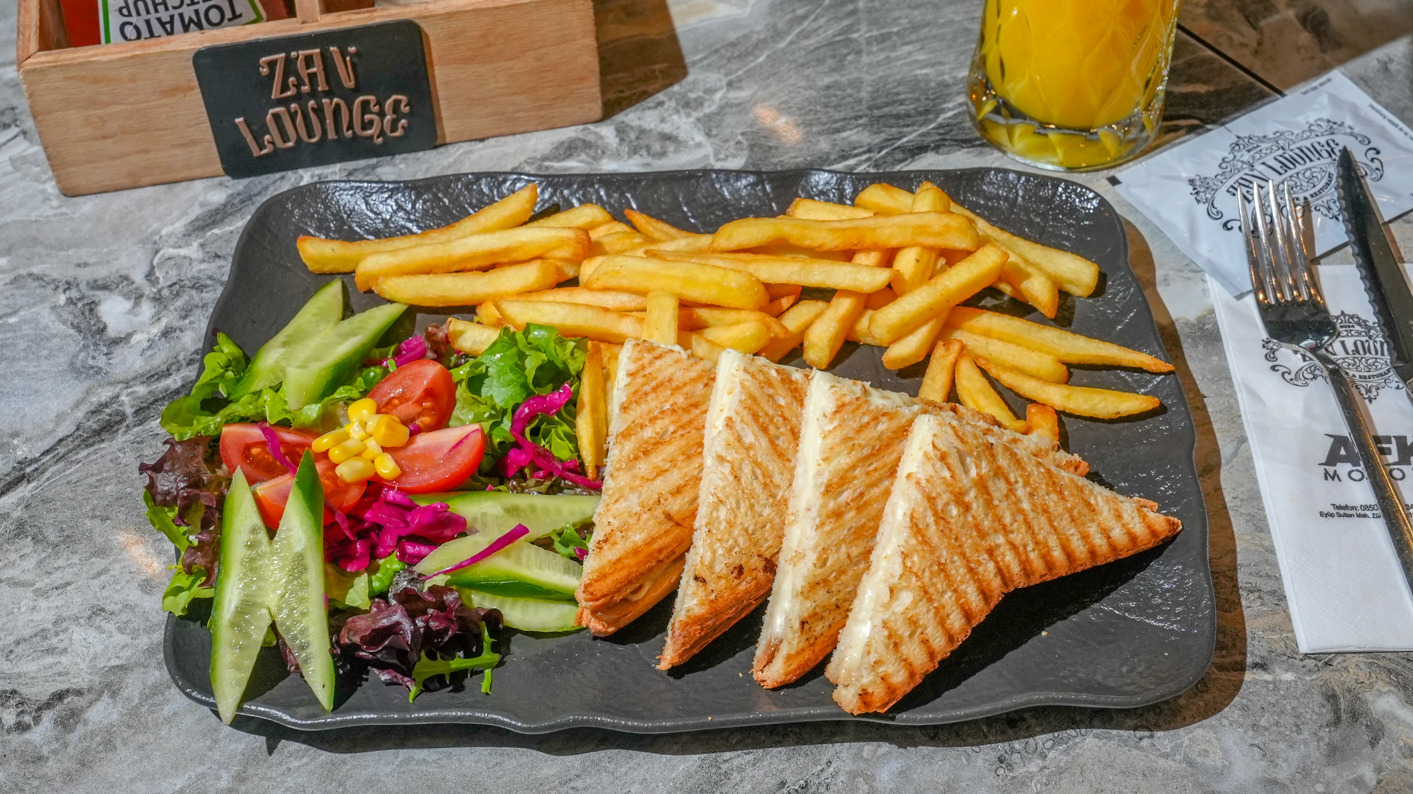 KARIŞIK TOST