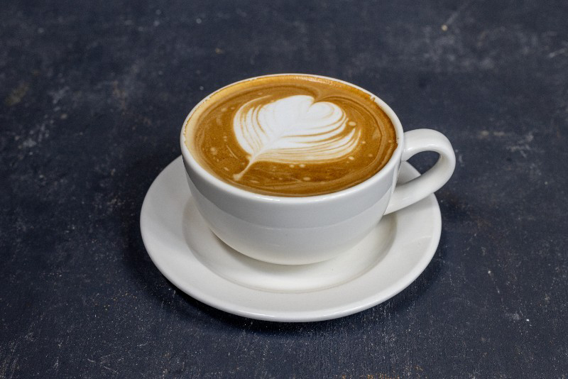 FLAT WHITE