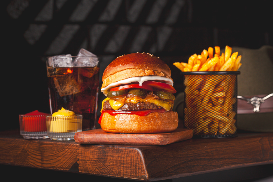 CHEESEBURGER