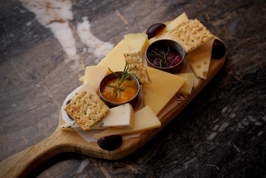 CHEESE PLATTER