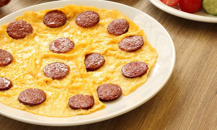 Sucuklu Omlet (Sausage Omlet)