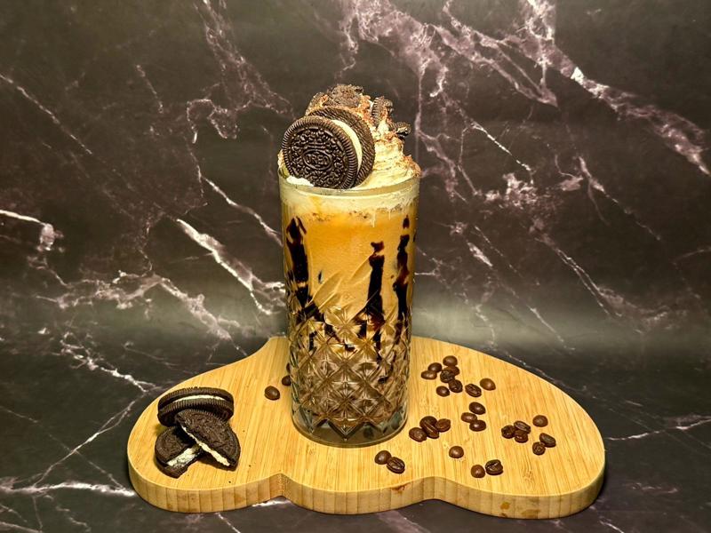 Oreolu Ice Latte