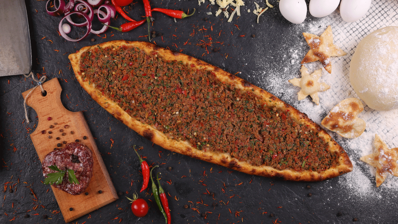 Kıymalı Pide