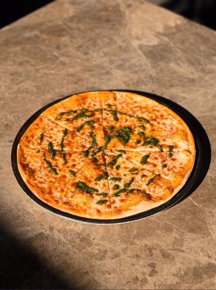 Pesto Soslu Pizza
