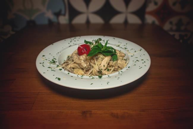 CHICKEN MUSHROOM