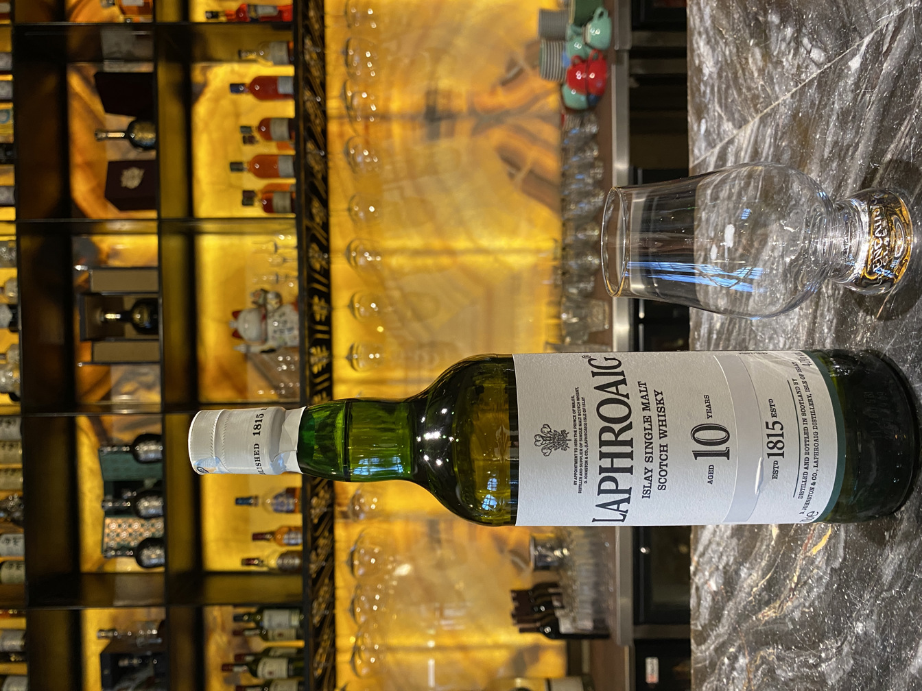 LAPHROAIG 10 YEARS 