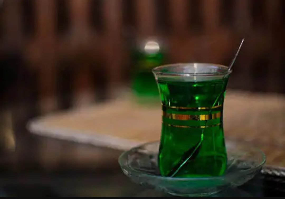 KİVİ