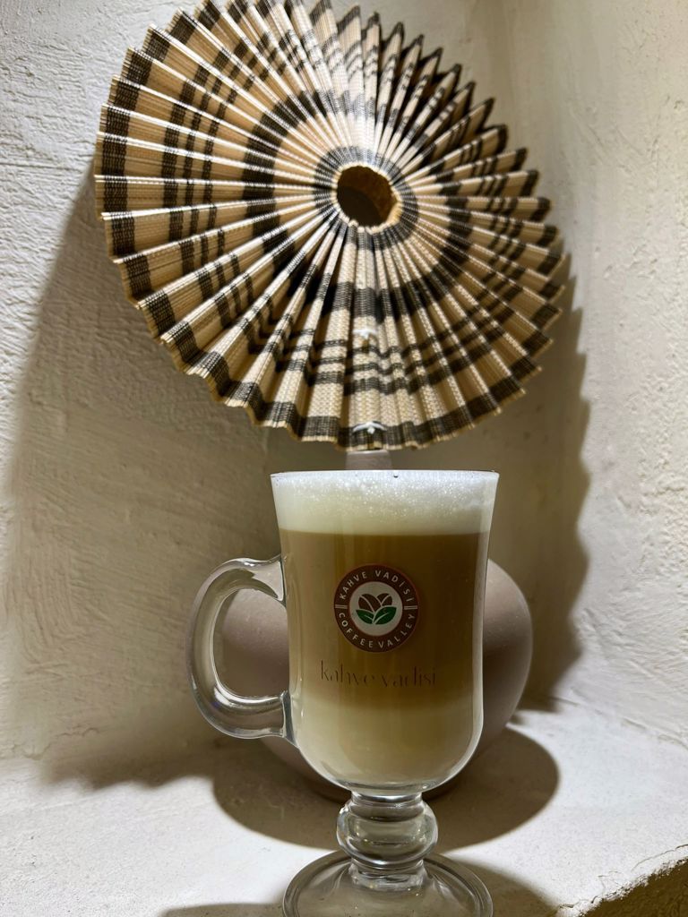 LATTE MACCHİATO