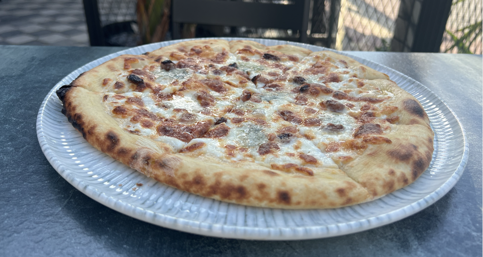 4 Peynirli Pizza
