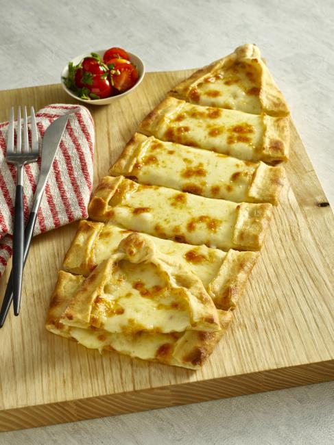 Kaşarlı Pide