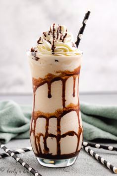 İCE WHİTE CHOCOLATE MOCHA
