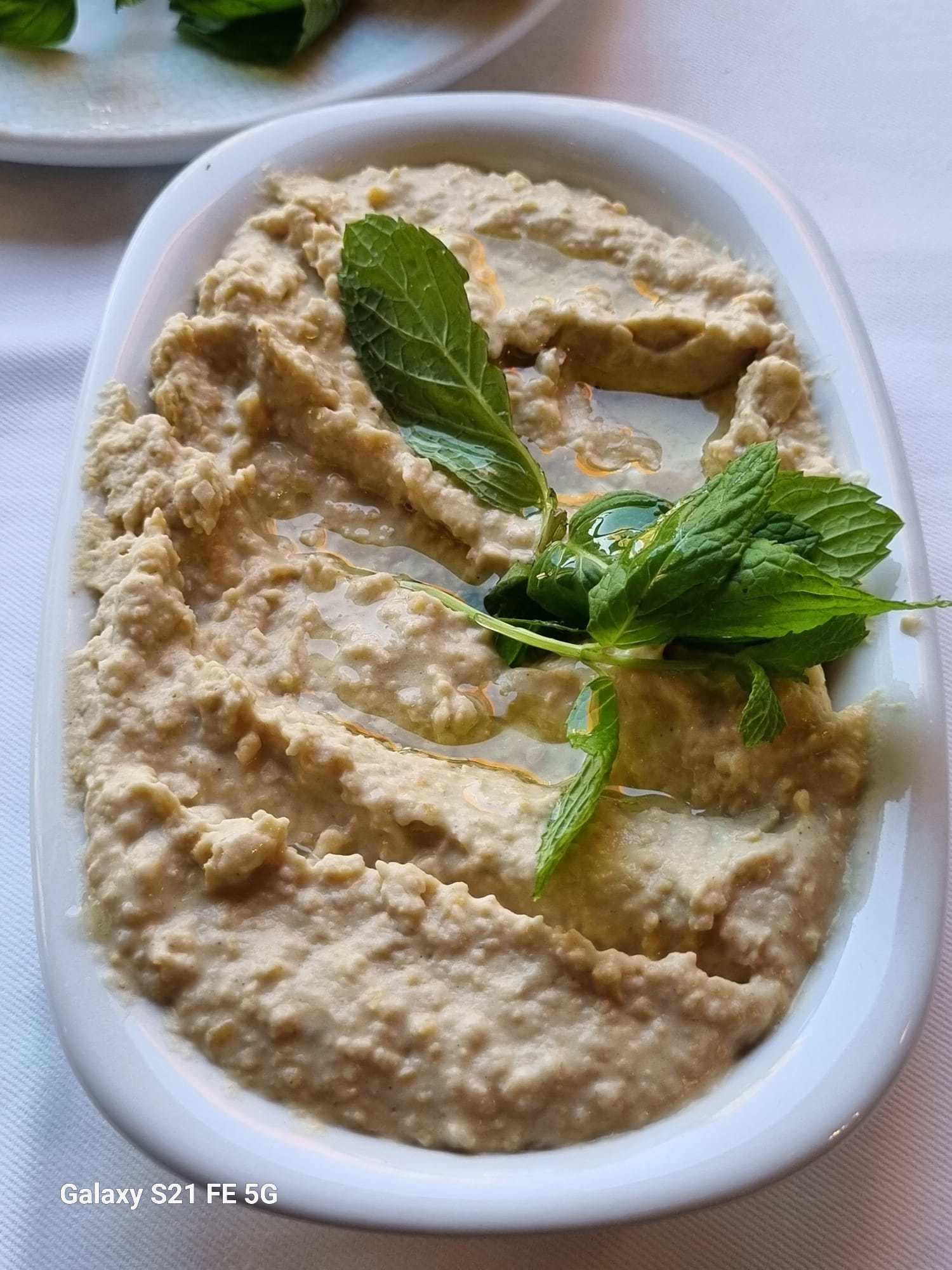 PLAIN HUMMUS