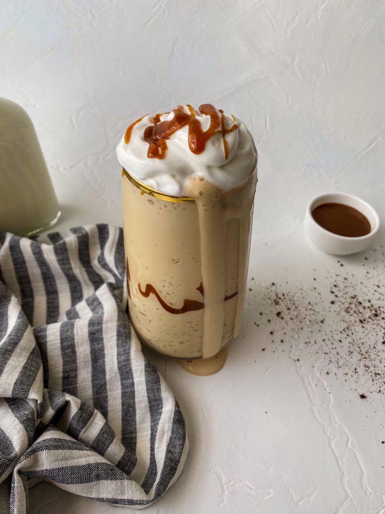 KARAMELLİ FRAPPE