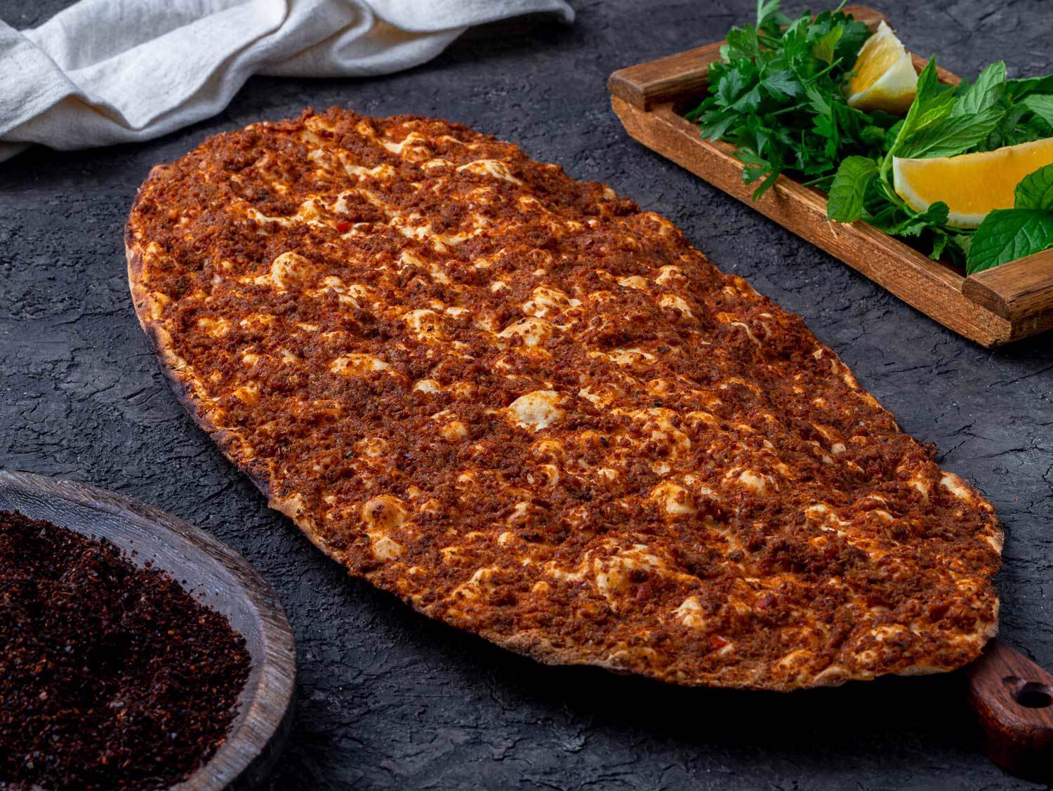 Lahmacun (Acılı)