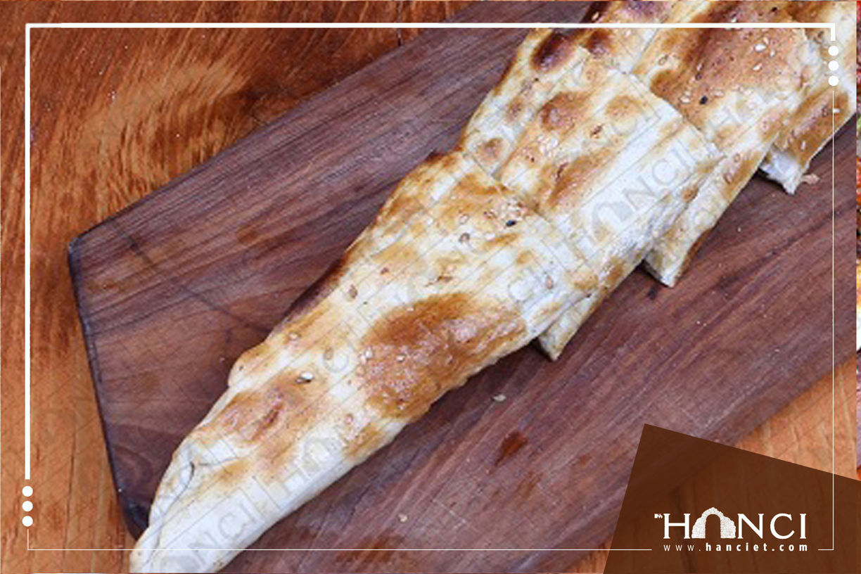 Kavurmalı Pide