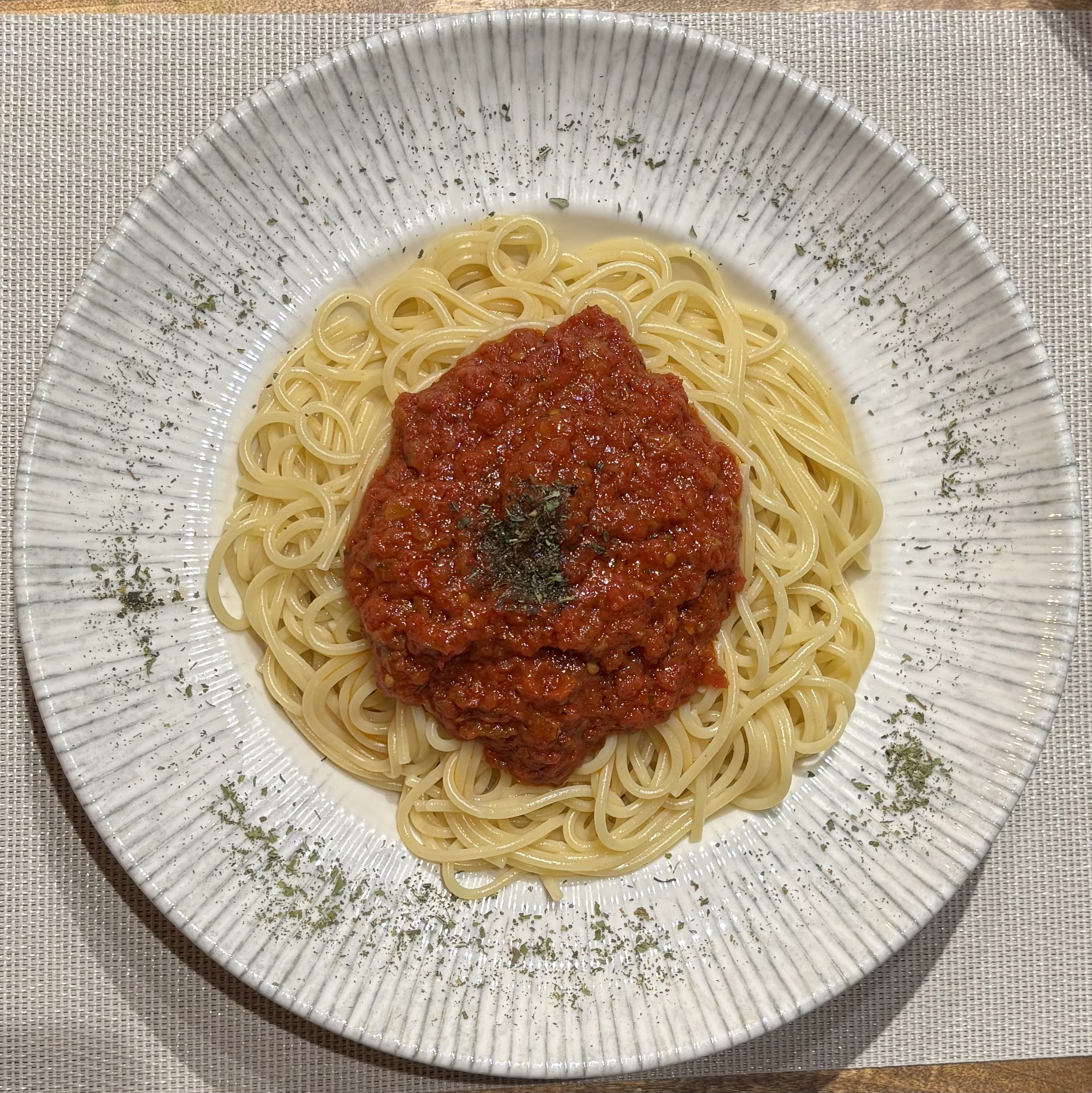 Domatesli Spagetti