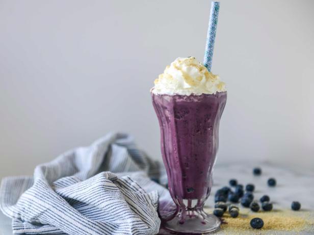 ORMAN MEYVELI MİLKSHAKE