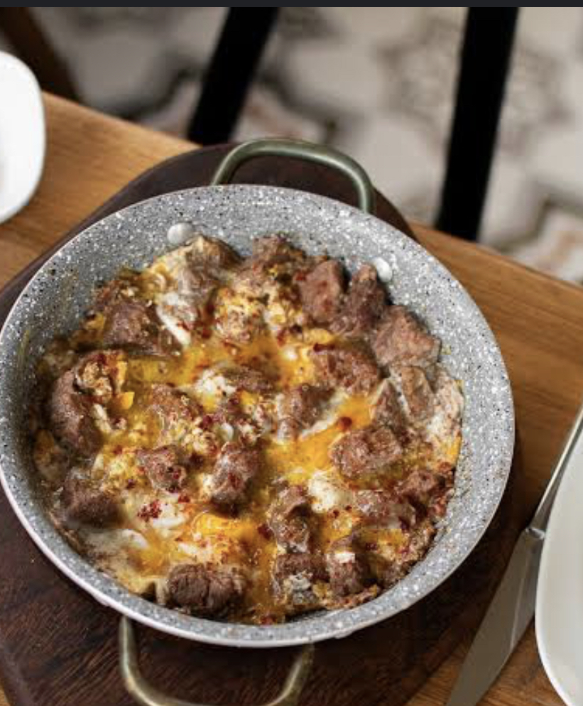 Kavurmalı yumurta 