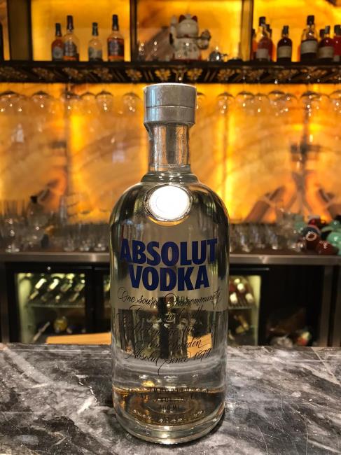 ABSOLUT BLUE 