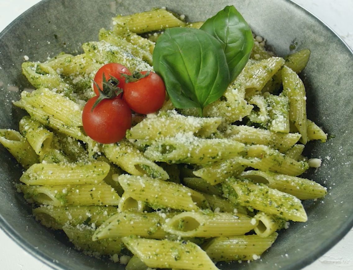 Penne pesto