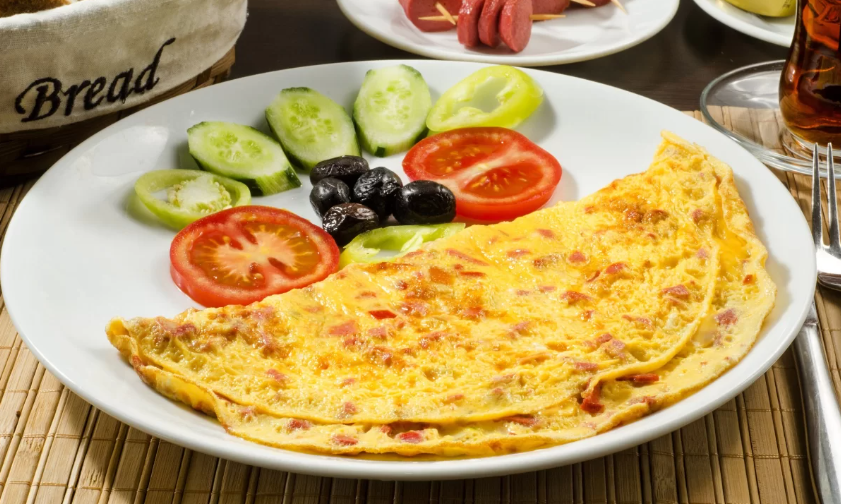 SUCUK KAŞARLI OMLET