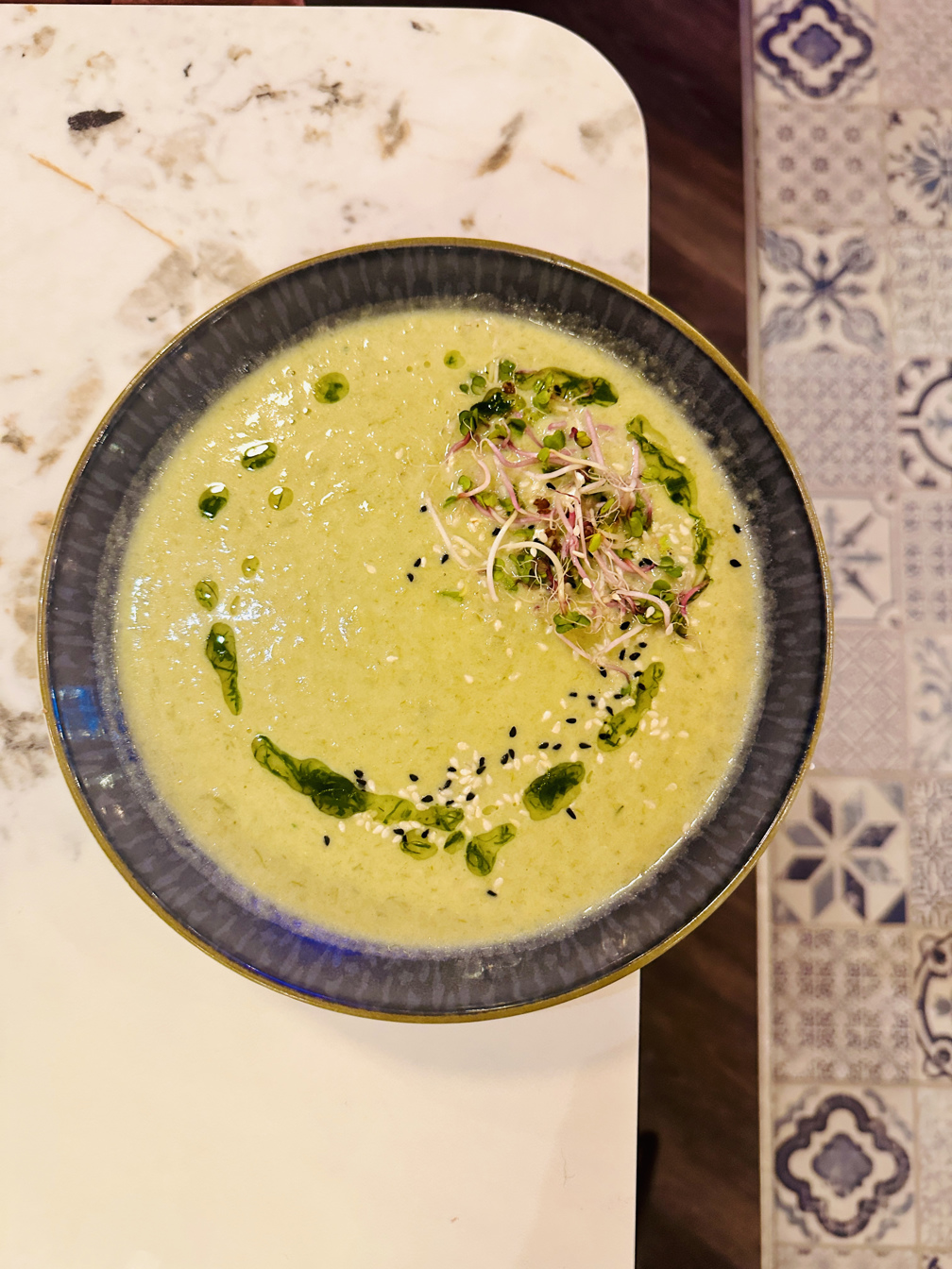 WECHSELNDE WOCHENSUPPE