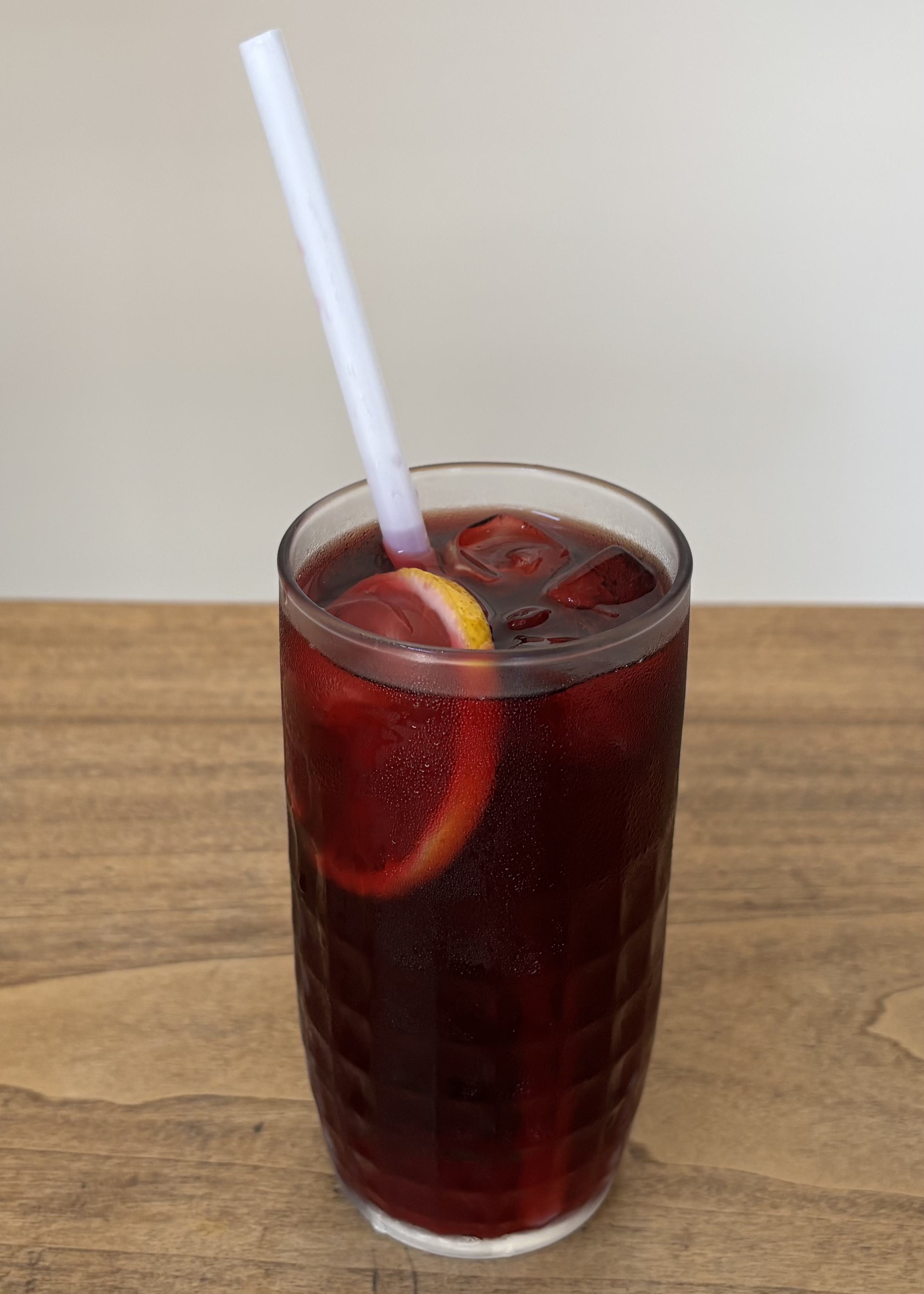 Hibiskuslu Soğuk Çay (Ev Yapımı)