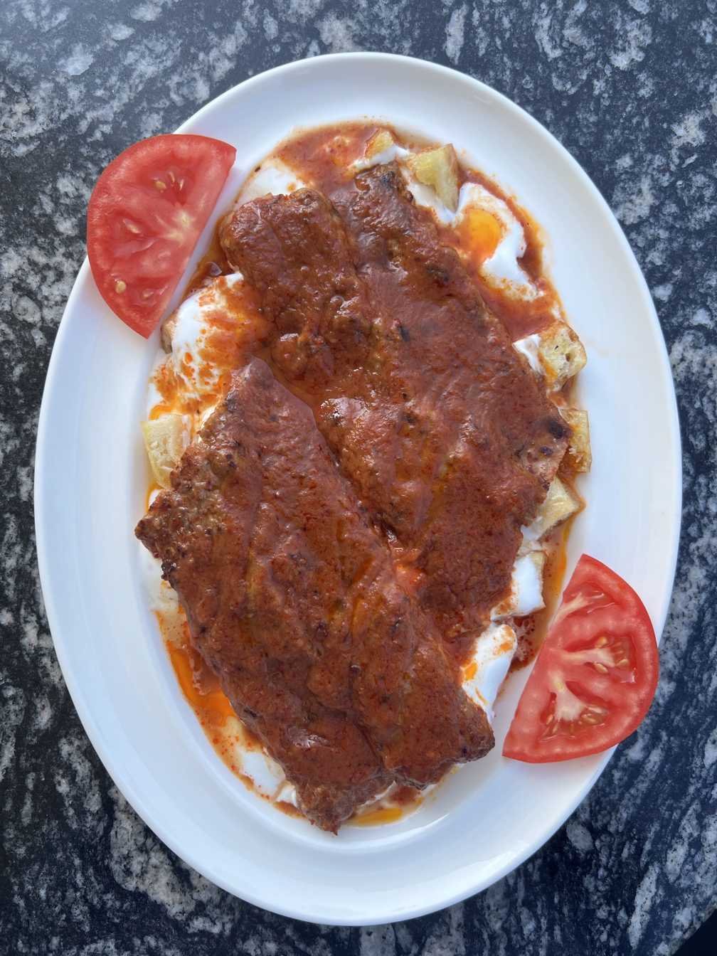 YOĞURTLU KEBAP