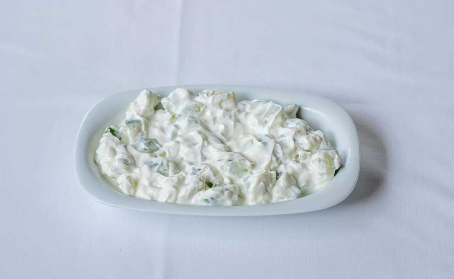 YOGURT & CUCUMBER DIP