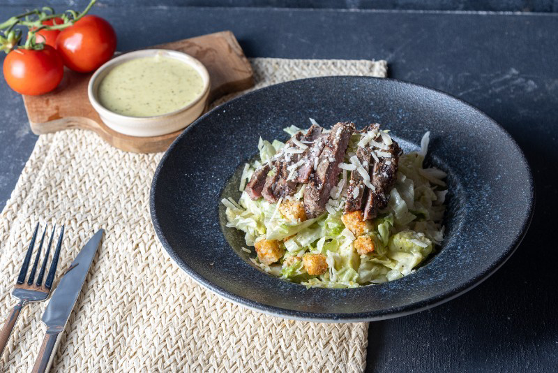 Sezar Salata Etli