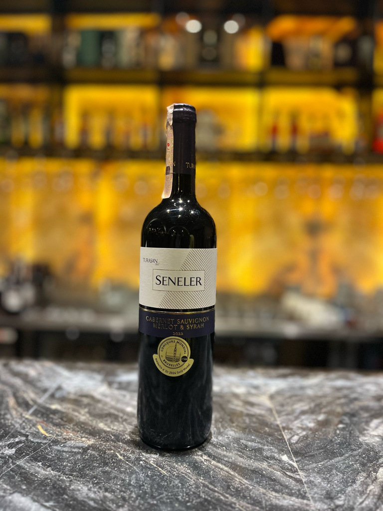 TURASAN CABERNET SAUVIGNON MERLOT & SYRAH 2022
