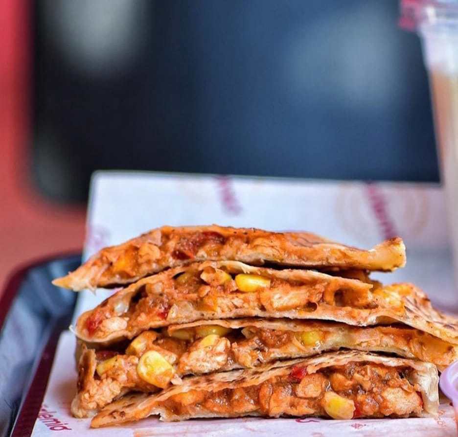 Tavuk Kaşar Mantar Gözleme