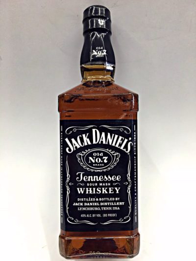 Jack D. 100'lük