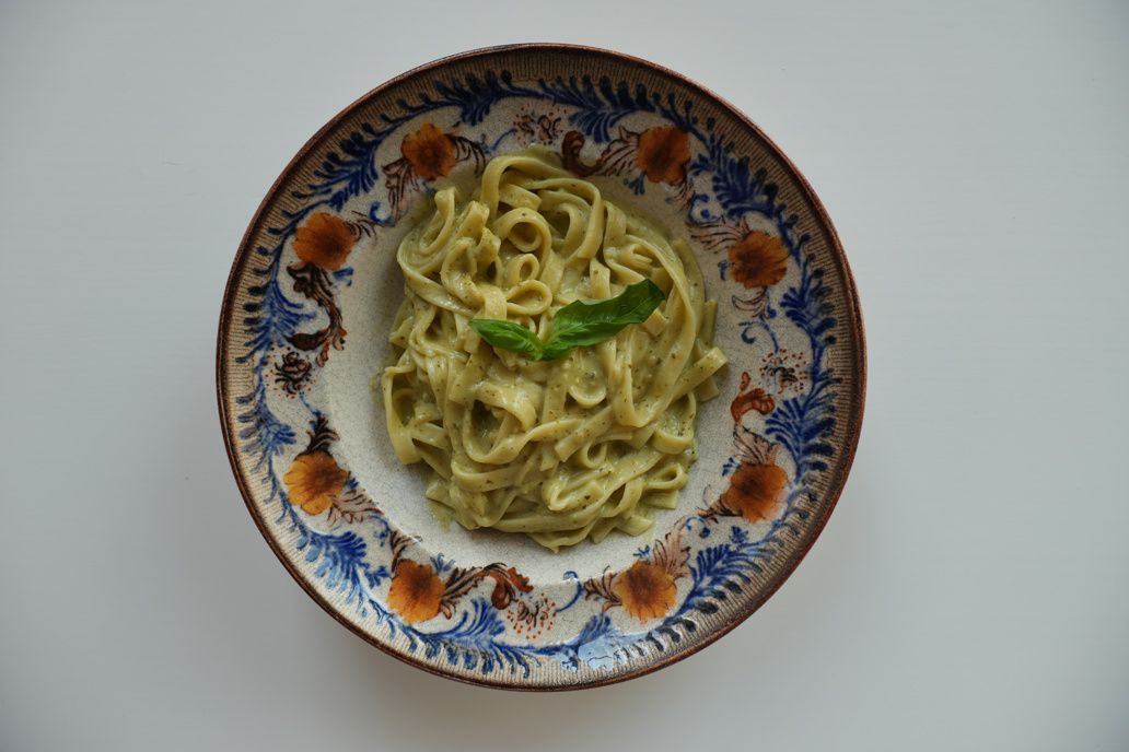 	 PESTO SOSLU MAKARNA