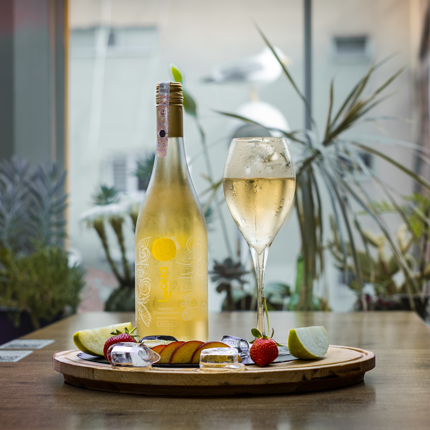 Leona White Bottle