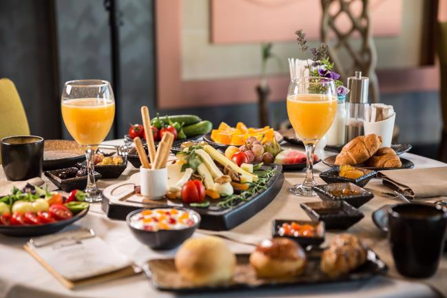 Serpme Kahvaltı / Mixed Breakfast 