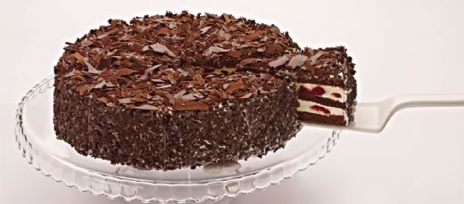 Kara Ormanlı Pasta
