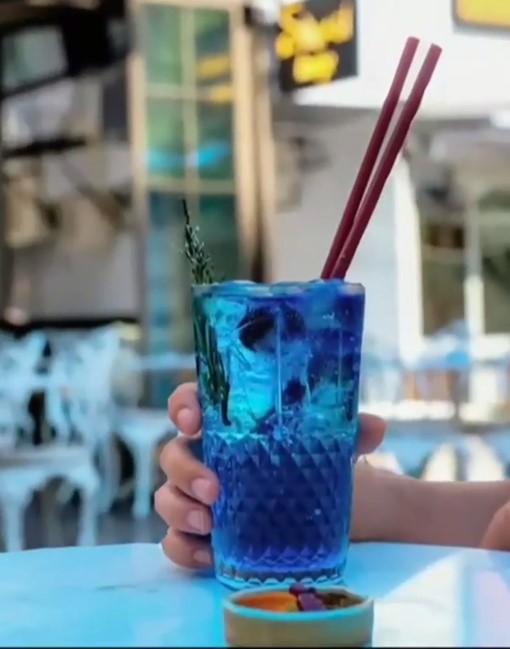 blue hawaian 