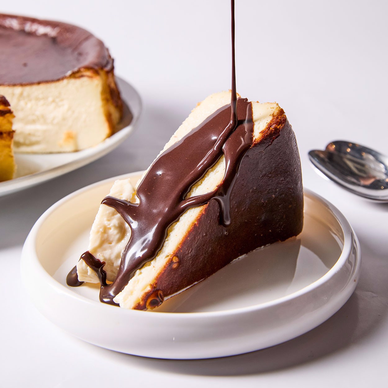 SAN SEBASTİAN CHEESECAKE (FAVORİ ÜRÜN)