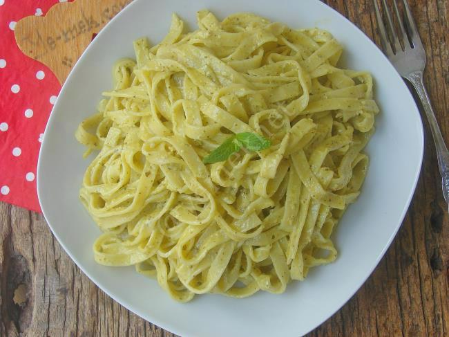 PESTO SOSLU MAKARNA 