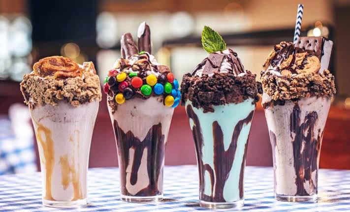 Milkshake (Çikolata -Muz-Frambuaz-Çilek-Oreo)