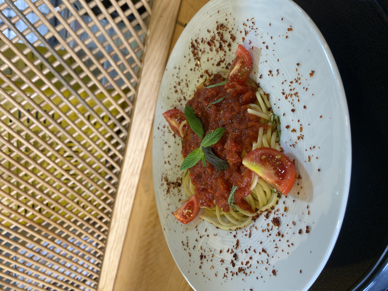 Napoliten Makarna (Penne veya Spagetti)