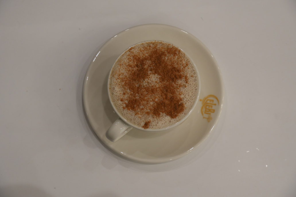 CHAI TEA LATTE