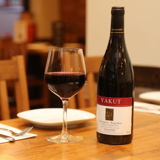 YAKUT KIRMIZI  75 CL