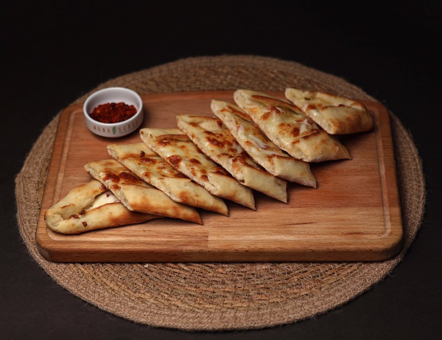 Kaşarlı Pide