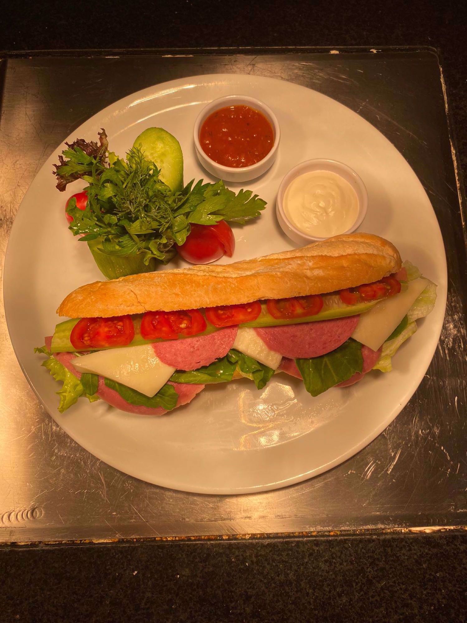 Sandviç / Sandwich    3020 kj